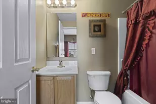 303 W 9th St, New Castle, DE 19720 - Photo 32