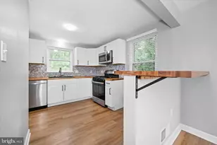 710 S College Ave, Newark, DE 19713 - Photo 6