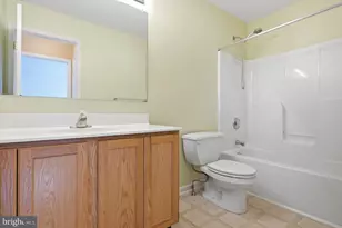 161 W Flagstone Dr, Newark, DE 19702 - Photo 28