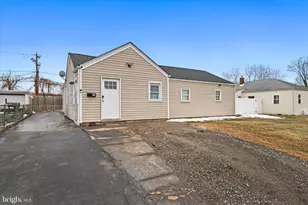 31 Lea Rd, New Castle, DE 19720 - Photo 2