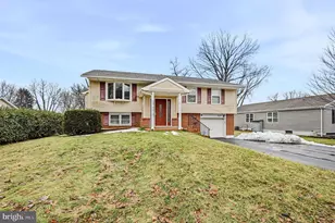 124 Garwood Dr, Bear, DE 19701 - Photo 1