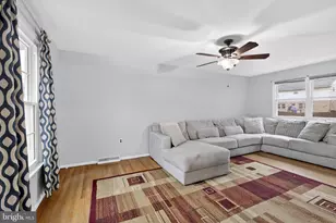 610 S Walnutree Ln, Claymont, DE 19703 - Photo 4