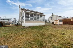 610 S Walnutree Ln, Claymont, DE 19703 - Photo 34