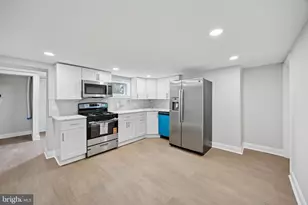 635 Stanton Christiana Rd, Newark, DE 19713 - Photo 2