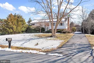 38 Stardust Dr, Newark, DE 19702 - Photo 2