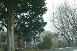 11 Castle Hill Dr, New Castle, DE 19720 - Photo 2