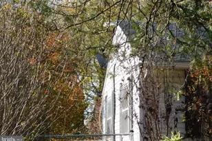 11 Castle Hill Dr, New Castle, DE 19720 - Photo 4