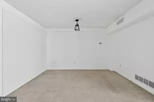 64 Welsh Tract Rd, Newark, DE 19713 - Photo 10