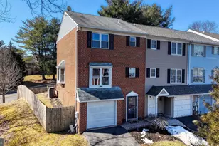 15 Ingrid Ct, Wilmington, DE 19808 - Photo 2