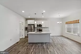 219 N Heron Circle, New Castle, DE 19720 - Photo 12