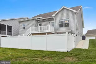 219 N Heron Circle, New Castle, DE 19720 - Photo 38