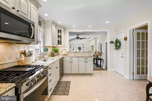 14 Whitekirk Dr, Wilmington, DE 19808 - Photo 6