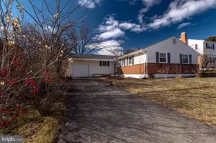 19 Whitekirk Dr, Wilmington, DE 19808 - Photo 1