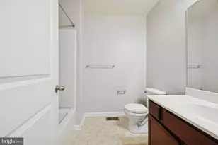 640 Jacobsen Cir, Newark, DE 19702 - Photo 14