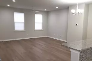 633 McComb Pl, Claymont, DE 19703 - Photo 2