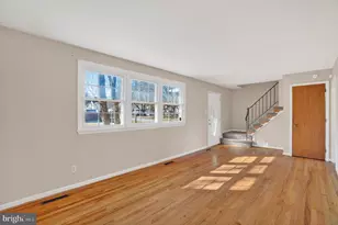 100 Rose Cir, Newark, DE 19711 - Photo 4