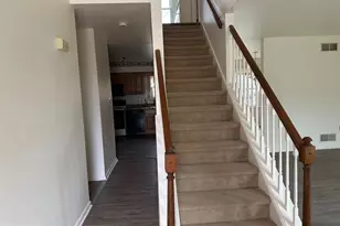 25 Green Meadow Ct, Newark, DE 19711 - Photo 4