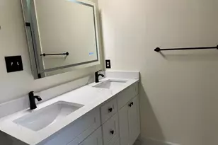 25 Green Meadow Ct, Newark, DE 19711 - Photo 16