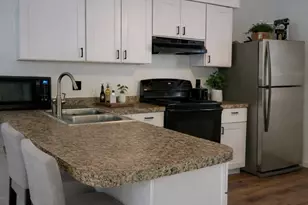 204 Springwood Dr, Bear, DE 19701 - Photo 2