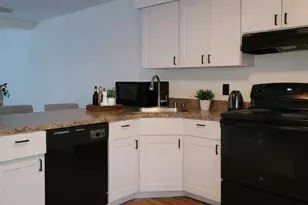 204 Springwood Dr, Bear, DE 19701 - Photo 4