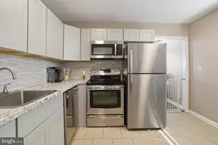 1617 W Willow Run Dr, Wilmington, DE 19805 - Photo 8