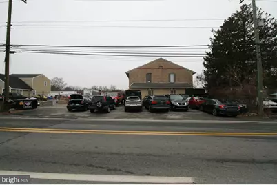 327 Airport Road, New Castle, DE 19720 - Photo 8