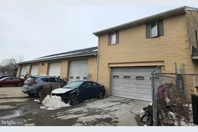 327 Airport Road, New Castle, DE 19720 - Photo 12