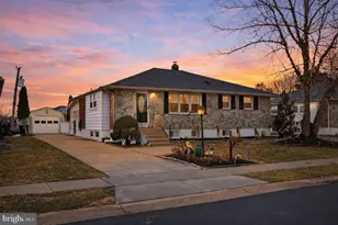 227 Paynter Dr, Wilmington, DE 19804 - Photo 1