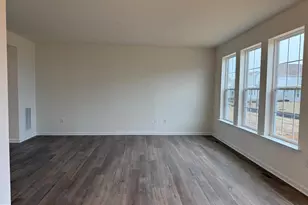 414 MacLaren Ln, Middletown, DE 19709 - Photo 4