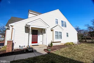 425 E Red Lion Dr, Bear, DE 19701 - Photo 4