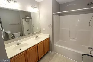 425 E Red Lion Dr, Bear, DE 19701 - Photo 32