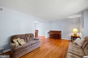 2403 Larkwood Dr, Wilmington, DE 19810 - Photo 6