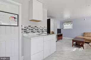 318 Ashbourne Rd, Claymont, DE 19703 - Photo 6