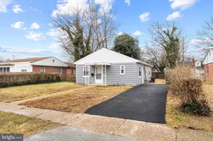 462 Anderson Dr, Wilmington, DE 19801 - Photo 2