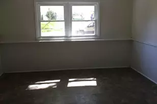 1036 Wagoner Dr, Wilmington, DE 19805 - Photo 4