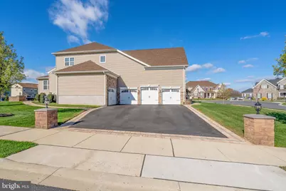 1045 Matthew Way, New Castle, DE 19720 - Photo 2