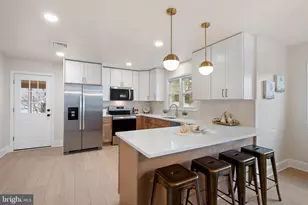 110 N Meadow Dr, Townsend, DE 19734 - Photo 2