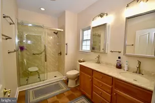 55 Devalinder Dr, Newark, DE 19702 - Photo 18