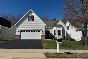 55 Devalinder Dr, Newark, DE 19702 - Photo 1