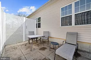 203 N Barrington Ct, Newark, DE 19702 - Photo 44