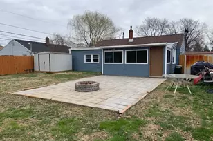 323 Martin Dr, New Castle, DE 19720 - Photo 4