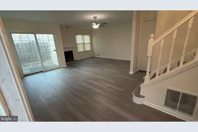 125 Stonebridge Boulevard, New Castle, DE 19720 - Photo 2