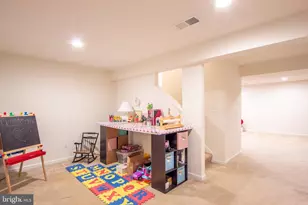 614 N General Knyphausen Ct, Newark, DE 19702 - Photo 34