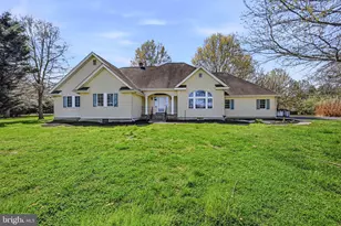 812 Taylors Bridge Rd, Townsend, DE 19734 - Photo 1