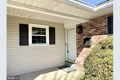 107 E Highland Avenue, Wilmington, DE 19804 - Photo 2