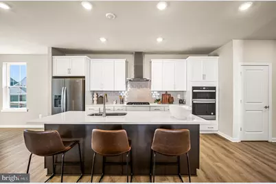 2220 Winchelsea Parkway, Middletown, DE 19709 - Photo 2