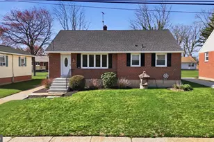 304 New York Ave, Claymont, DE 19703 - Photo 1