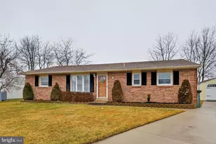 8 Craig Rd, Bear, DE 19701 - Photo 1