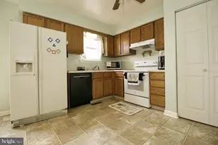 8 Sue Ln, Newark, DE 19711 - Photo 6