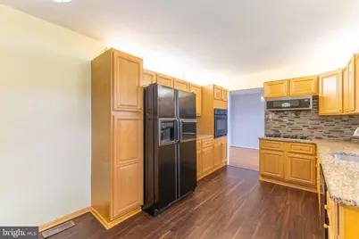 303 Wooddale Avenue, New Castle, DE 19720 - Photo 10